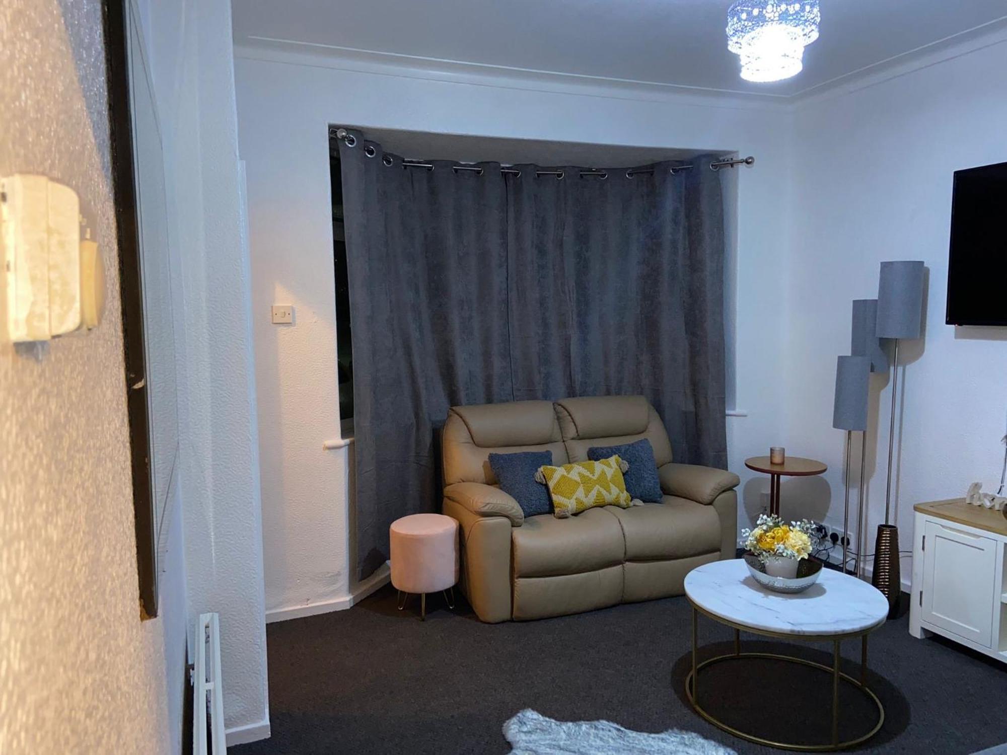 Handsworth Home - 2 Bedroomed 셰필드 외부 사진